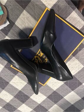 Classic Black Block Heel Pumps - Women